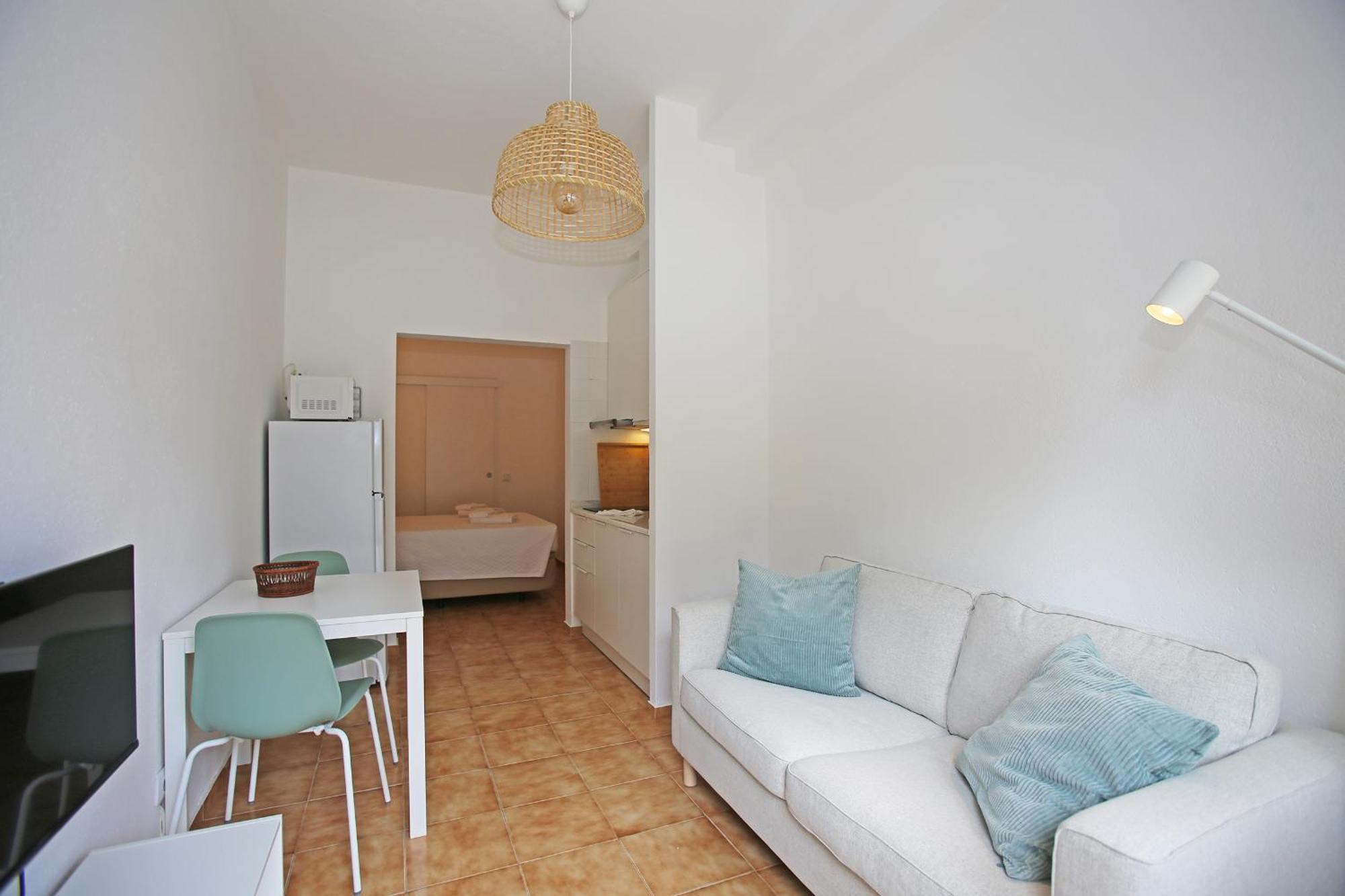 A70 - Junta Studio In Apartment
