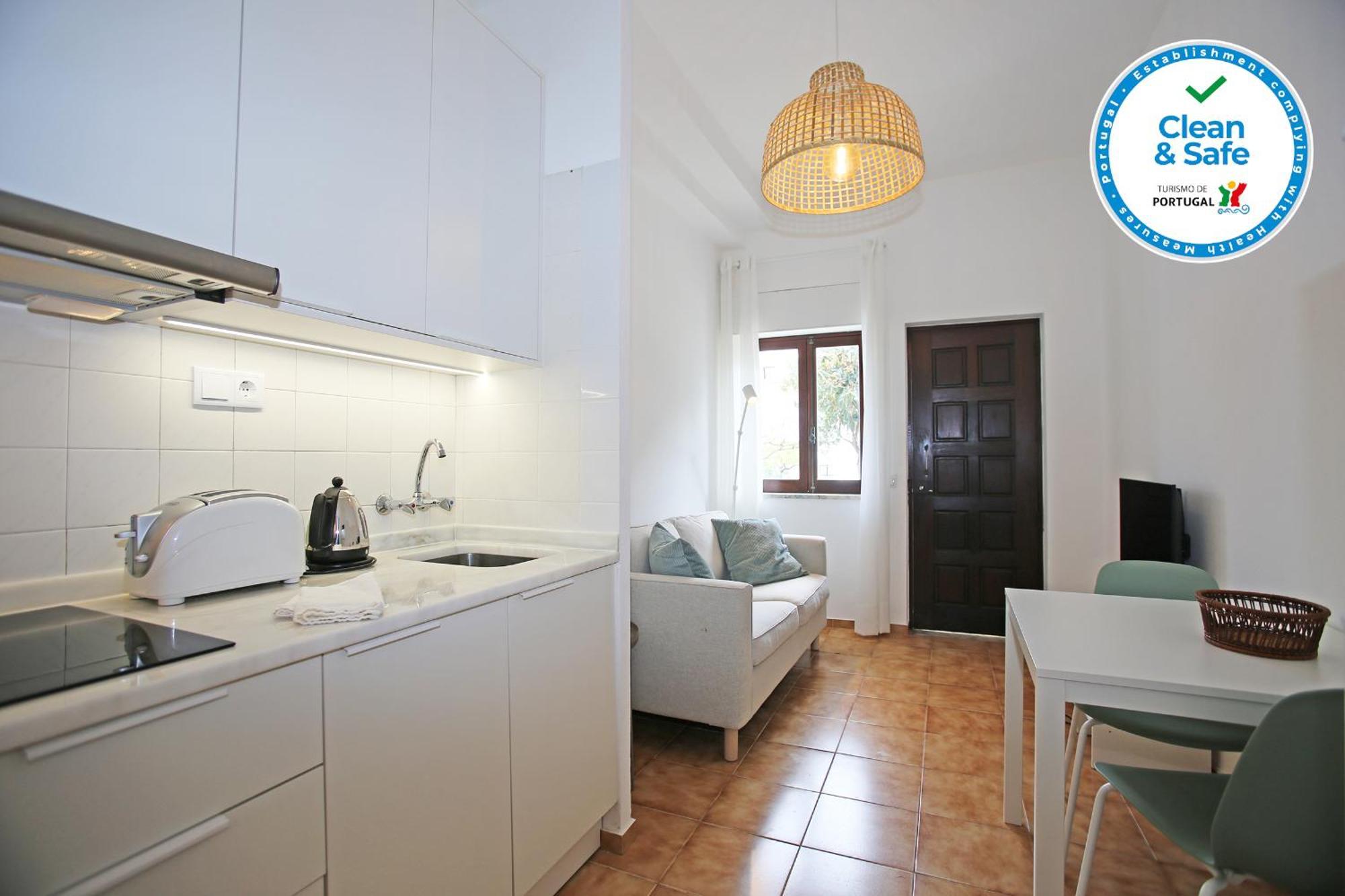A70 - Junta Studio In Apartment *